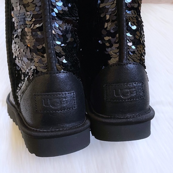 UGG Women’s Classic Short Sequin Black Boots - Picture 7 of 10